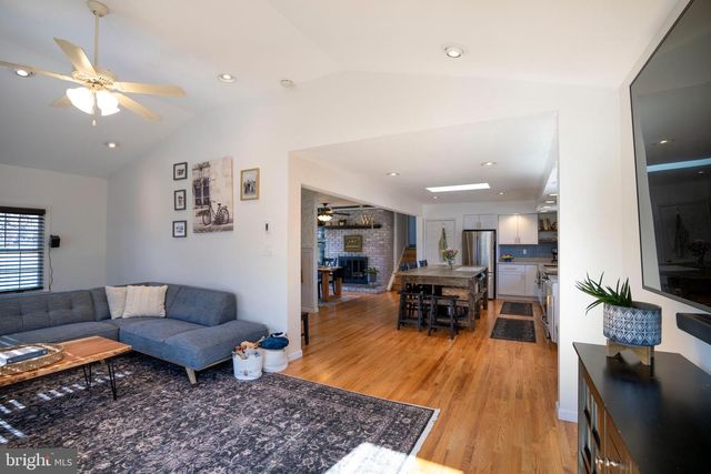 124 WEST ST, Pleasant Gap, PA 16823