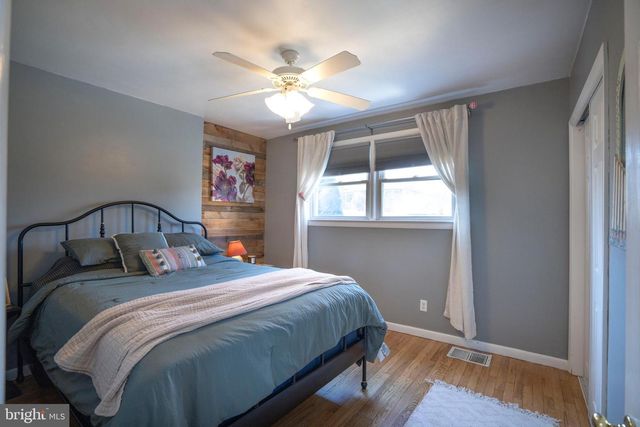 124 WEST ST, Pleasant Gap, PA 16823