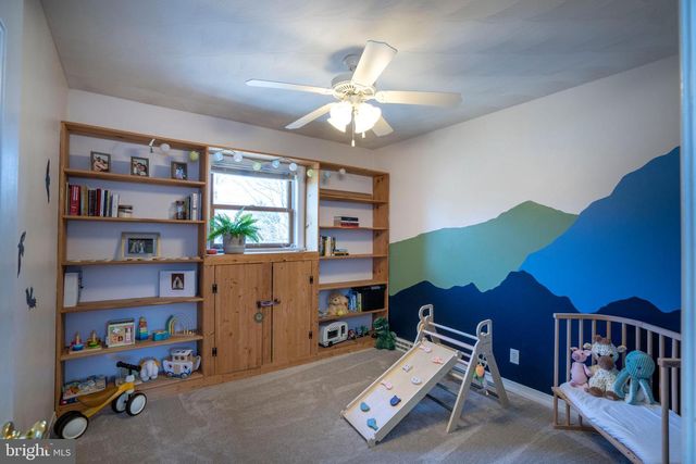 124 WEST ST, Pleasant Gap, PA 16823