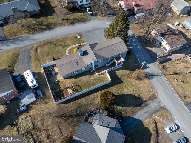 124 WEST ST, Pleasant Gap, PA 16823