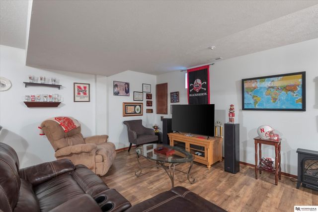 2801 W Peach Street, Lincoln, NE 68522