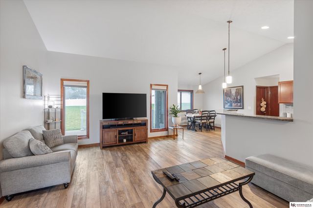 2801 W Peach Street, Lincoln, NE 68522