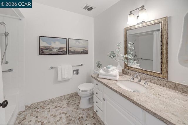 1517 Oakmont Dr 1, Walnut Creek, CA 94595