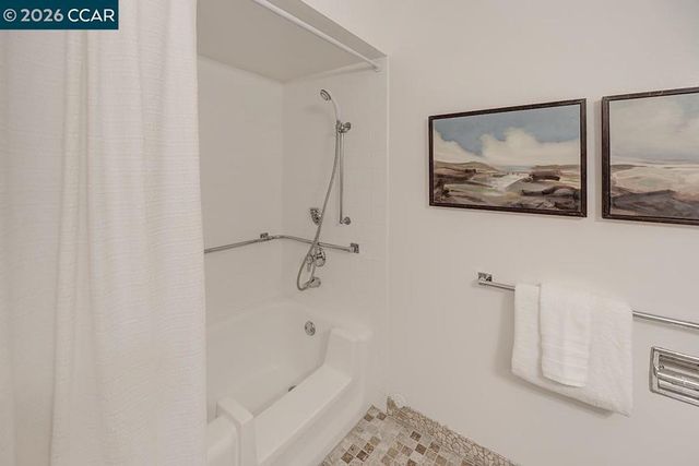 1517 Oakmont Dr 1, Walnut Creek, CA 94595