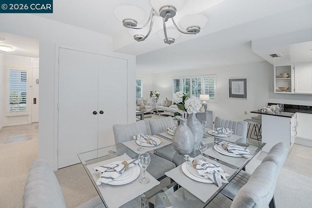 1517 Oakmont Dr 1, Walnut Creek, CA 94595