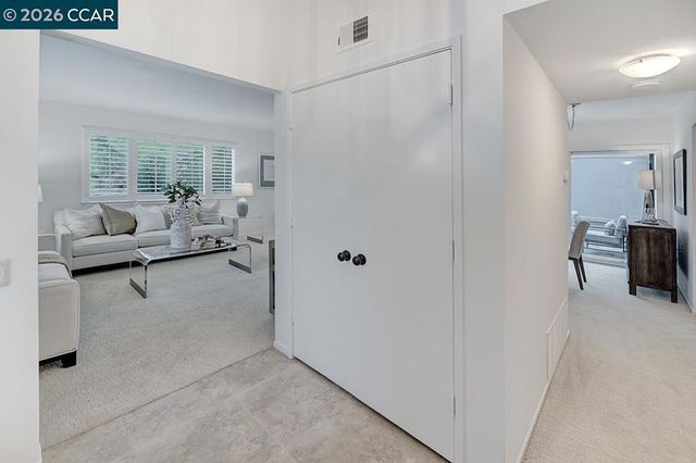 1517 Oakmont Dr 1, Walnut Creek, CA 94595