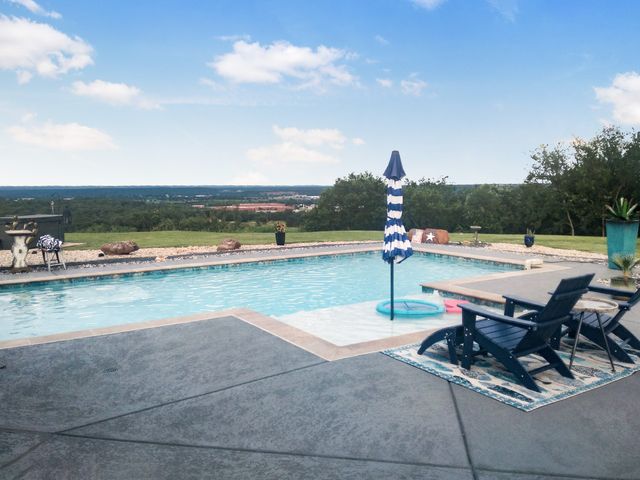 12 Cliff Drive, Mineral Wells, TX 76067