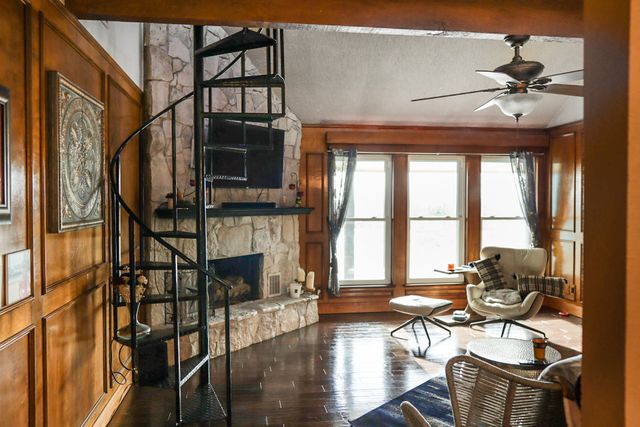 12 Cliff Drive, Mineral Wells, TX 76067