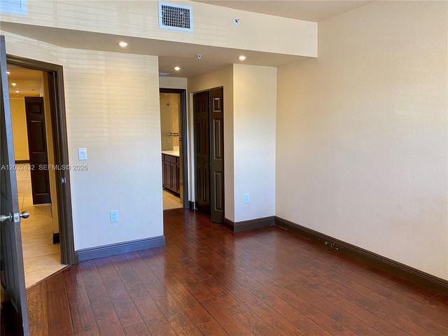 8800 NW 107th Court 110, Doral, FL 33178