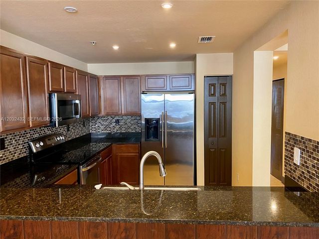 8800 NW 107th Court 110, Doral, FL 33178