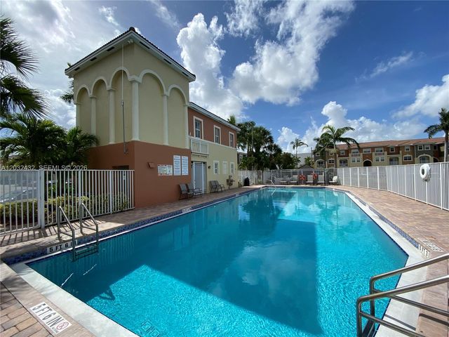 8800 NW 107th Court 110, Doral, FL 33178