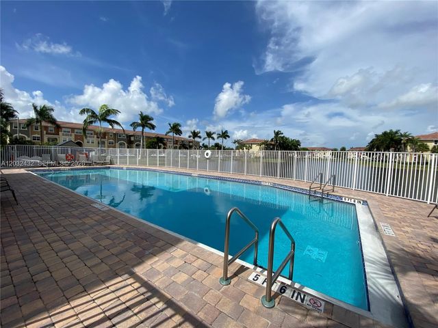 8800 NW 107th Court 110, Doral, FL 33178