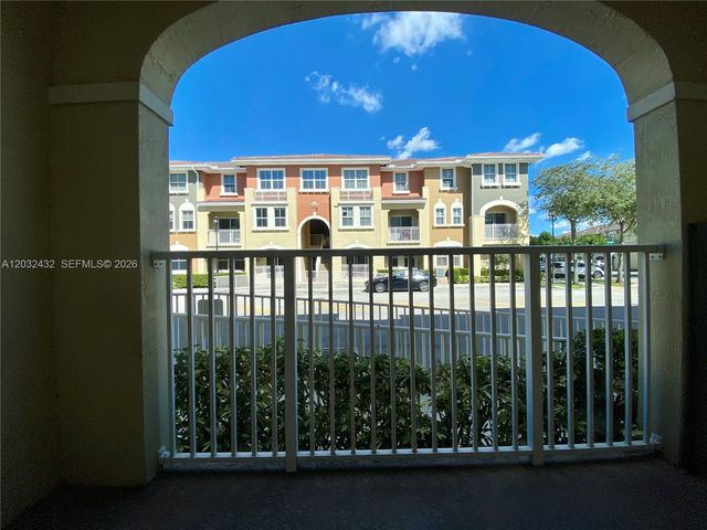 8800 NW 107th Court 110, Doral, FL 33178