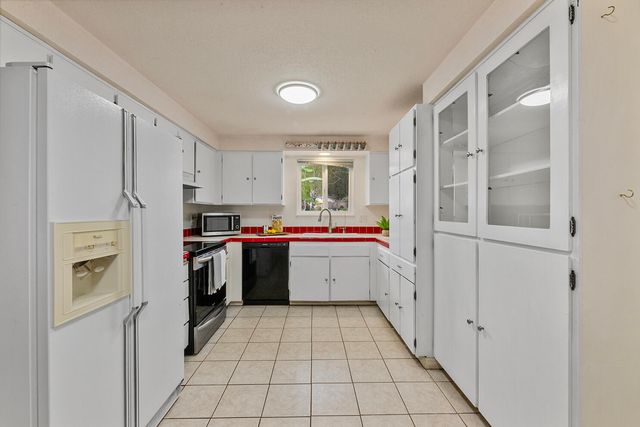 107 Marie Circle, Rogue River, OR 97537