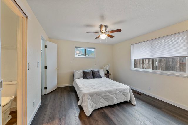 107 Marie Circle, Rogue River, OR 97537