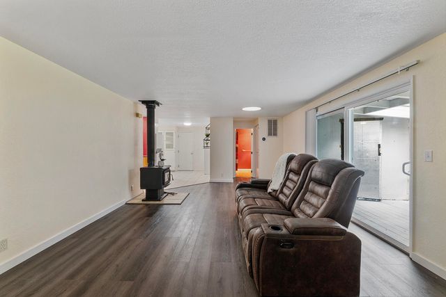 107 Marie Circle, Rogue River, OR 97537