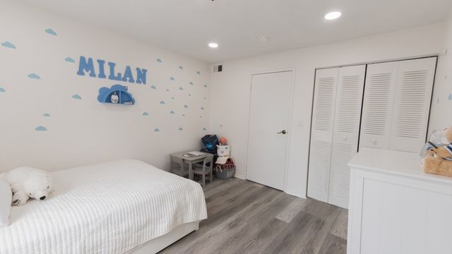 232 Canton St 206, Randolph, MA 02368
