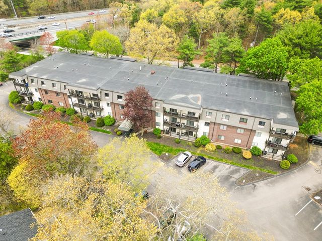 232 Canton St 206, Randolph, MA 02368