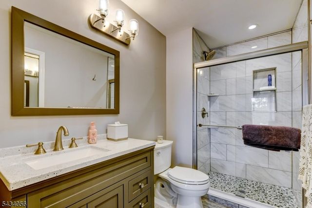 121 Woodward Lane, Bernards Twp., NJ 07920