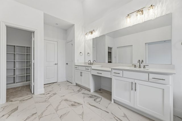 2184 Southwick Drive, Lewisville, TX 75067