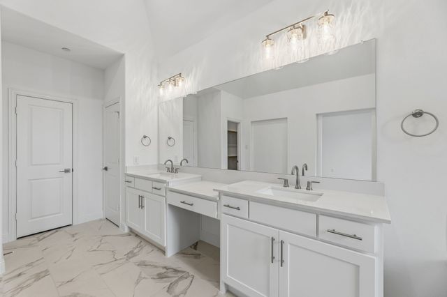 2184 Southwick Drive, Lewisville, TX 75067