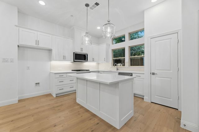 2184 Southwick Drive, Lewisville, TX 75067