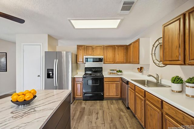 4825 Sunlit Well, San Antonio, TX 78247