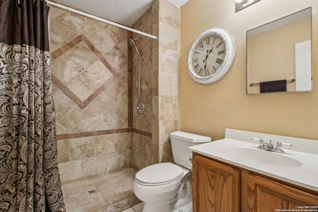 4825 Sunlit Well, San Antonio, TX 78247