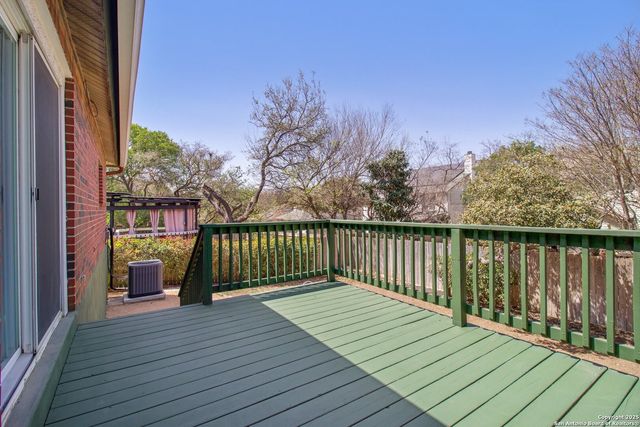 4825 Sunlit Well, San Antonio, TX 78247