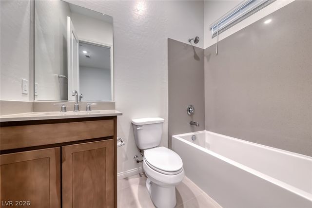 560 Preston Oak Place, Las Vegas, NV 89138