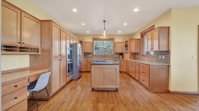 1525 E Heritage Ln, Spokane, WA 99208