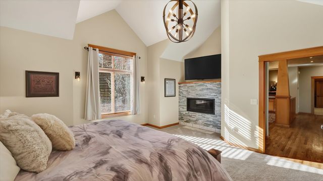 1525 E Heritage Ln, Spokane, WA 99208