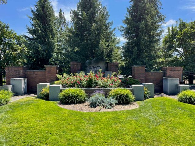 1525 E Heritage Ln, Spokane, WA 99208