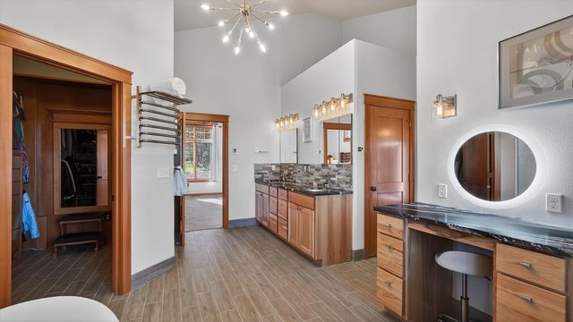 1525 E Heritage Ln, Spokane, WA 99208