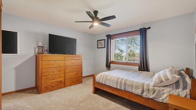 1525 E Heritage Ln, Spokane, WA 99208