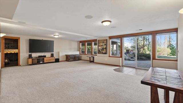 1525 E Heritage Ln, Spokane, WA 99208