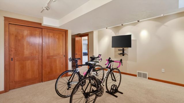 1525 E Heritage Ln, Spokane, WA 99208