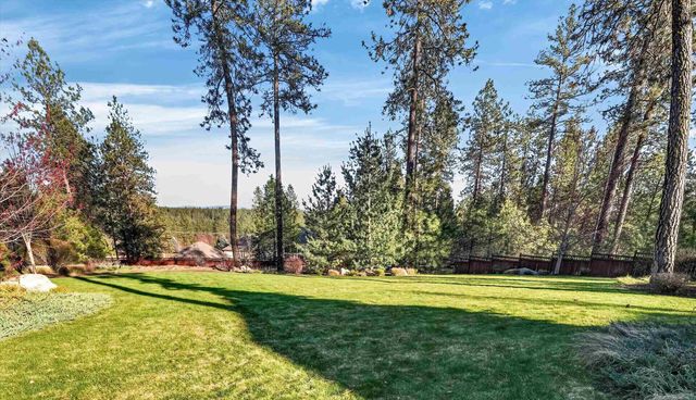 1525 E Heritage Ln, Spokane, WA 99208