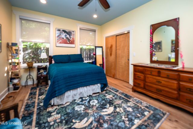 2216 Southwood Road, Jackson, MS 39211