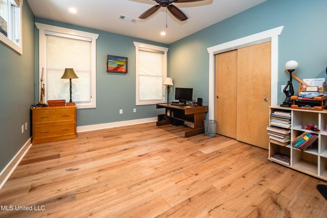 2216 Southwood Road, Jackson, MS 39211