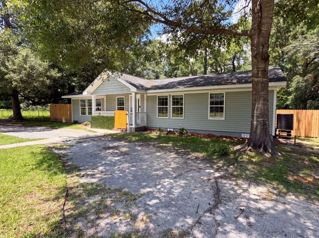 829 W 2nd North Street, Summerville, SC 29483