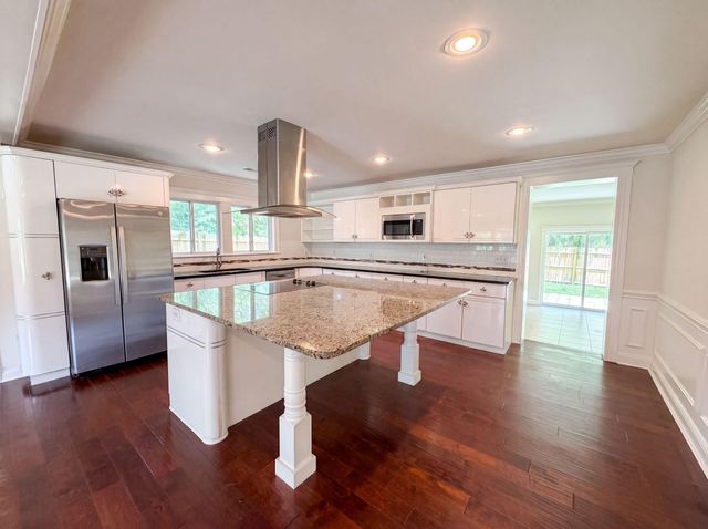 829 W 2nd North Street, Summerville, SC 29483