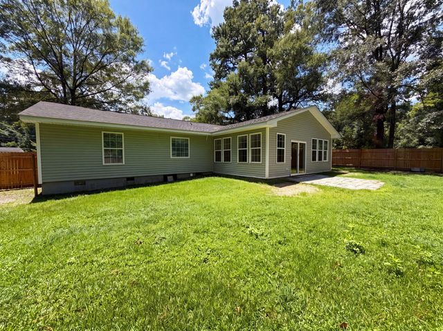 829 W 2nd North Street, Summerville, SC 29483