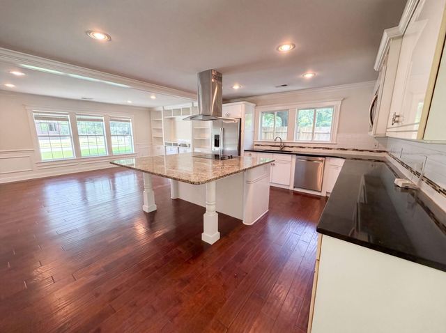 829 W 2nd North Street, Summerville, SC 29483