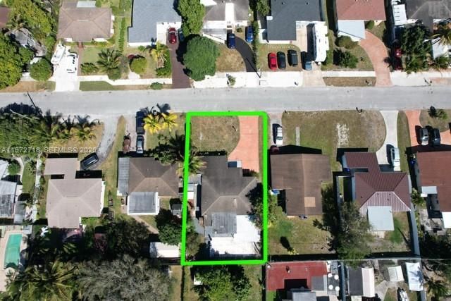 6532 Mayo St, Hollywood, FL 33023