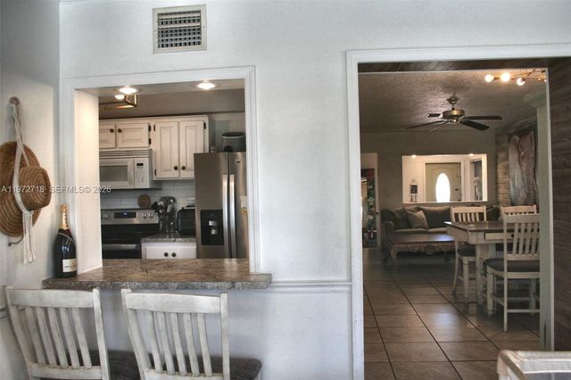 6532 Mayo St, Hollywood, FL 33023