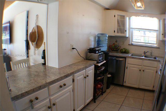 6532 Mayo St, Hollywood, FL 33023