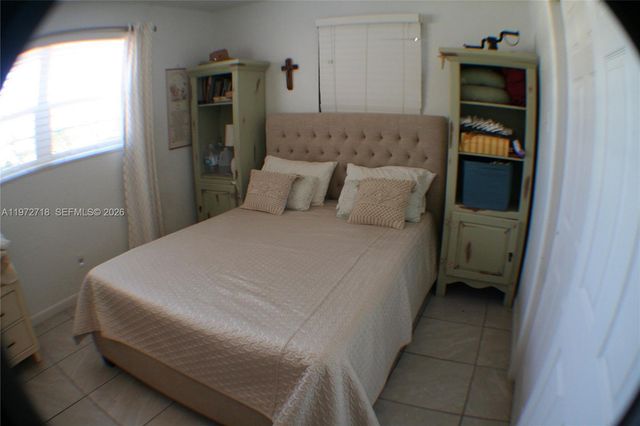 6532 Mayo St, Hollywood, FL 33023