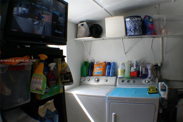 6532 Mayo St, Hollywood, FL 33023