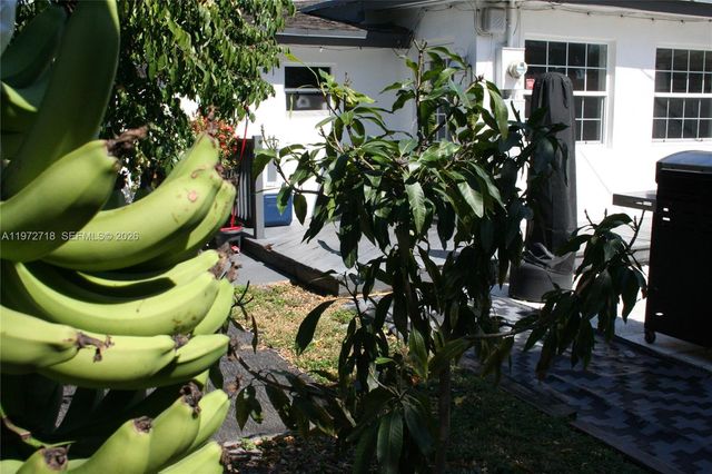 6532 Mayo St, Hollywood, FL 33023